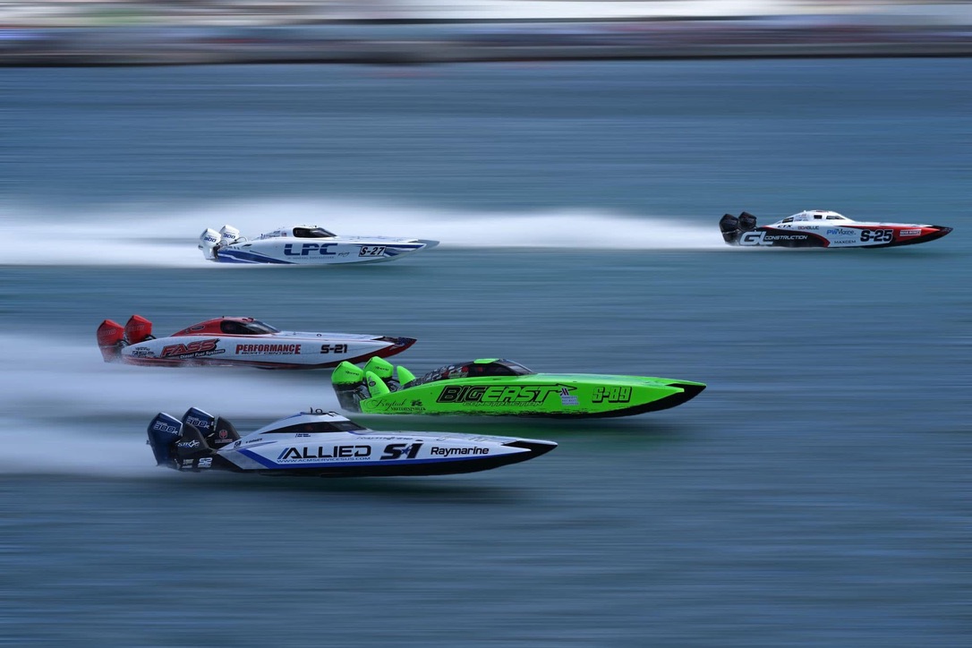 ROAR Offshore Powerboat Action